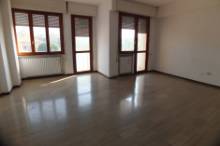 Affitto appartamento non arredato Pesaro - Zona centro-mare (VQ25)