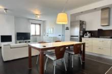 Vendita appartamento con ampio scoperto Pesaro - Zona Case Bruciate (AP889)
