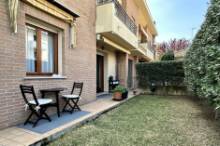 Vendita appartamento con ampio scoperto Pesaro - Zona Case Bruciate (AP889)