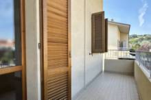 Vendita piacevole casa a schiera con scoperto e garage Pesaro - Zona Celletta (SC992)