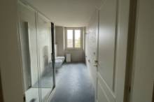 Vendita appartamento in palazzo d'epoca con posto auto Pesaro - zona centro storico (AP906)