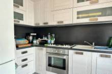 Vendita appartamento ultimo piano con terrazzo e garage Pesaro - Zona centro-mare (AP908)