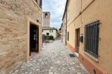 Vendesi casa a schiera con scoperto Pesaro - Novilara (SC910)