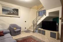 Vendita villetta con giadino Pesaro - Trebbiantico (IN190)