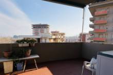 Vendita appartamento vista mare con ampi terrazzi Pesaro - Zona Baia Flaminia (AP921)