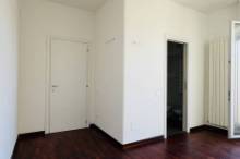 Vendita luminoso attico Pesaro - Zona centro storico (AP922)