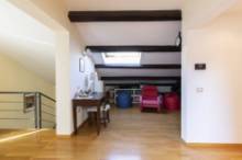 Vendita pregevole villa con giardino Pesaro - Zona centro-mare (VI020)