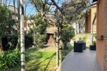 Vendita pregevole villa con giardino Pesaro - Zona centro-mare (VI020)