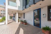 Vendita attico con ampia terrazza e garage Pesaro - Zona Baia Flaminia (AP935)