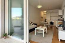 Vendita appartamento con terrazza e box auto Pesaro - zona centro-mare (AP938)